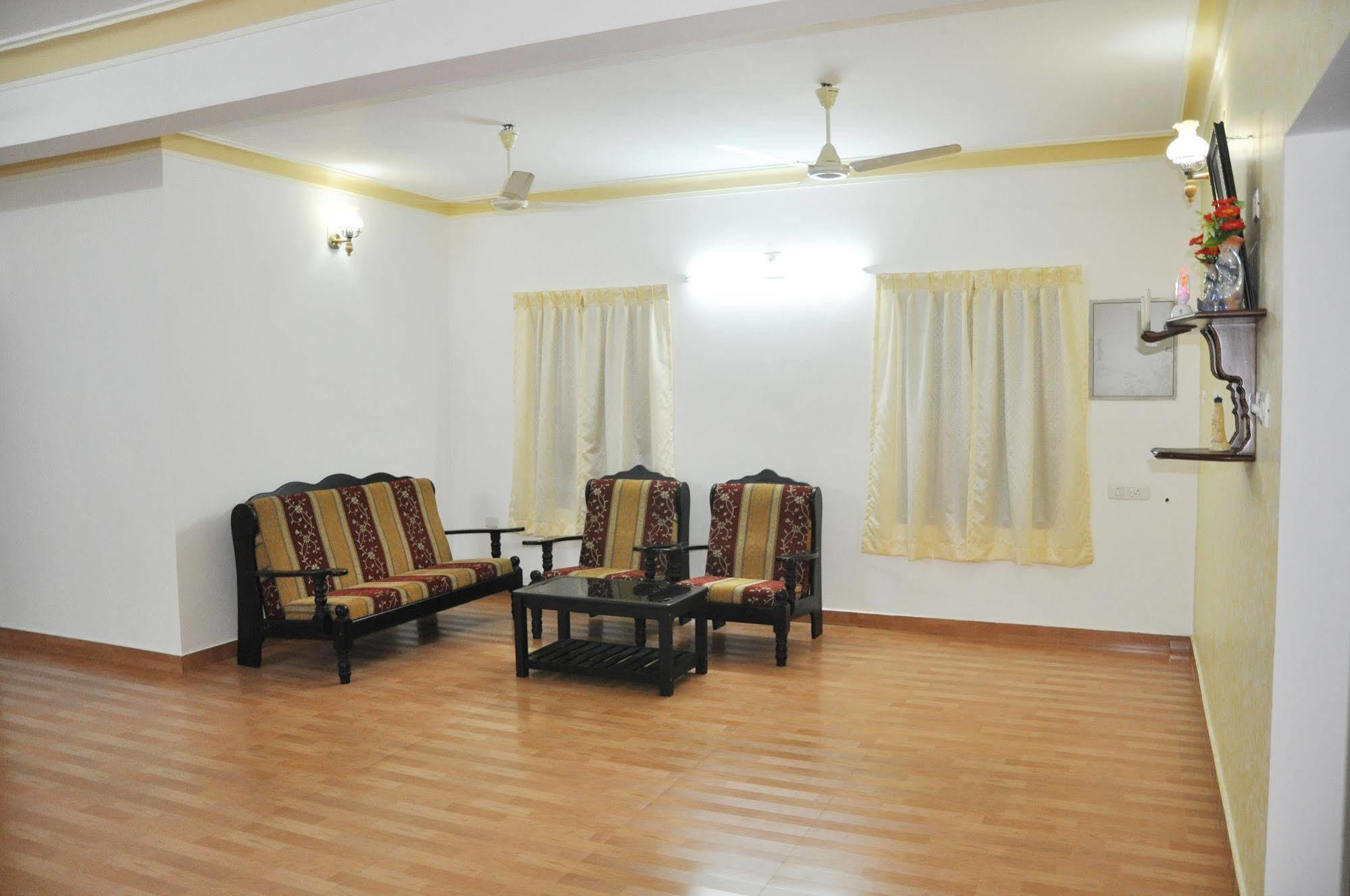 Aroma Home Stay Kochi Exterior foto